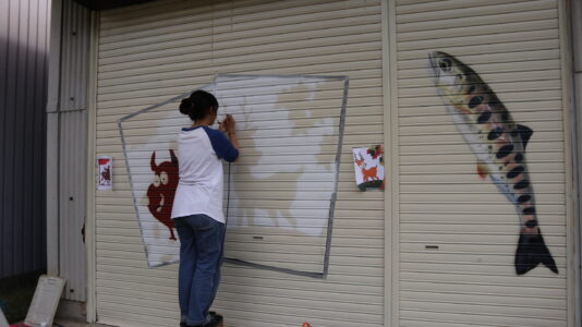 作業風景 エアブラシアートシャッターアート